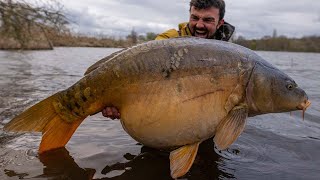 Angler fängt einen MONSTER Karpfen I Karpfenangeln im Frühjahr 12 [upl. by Ehttam]