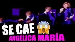 CAÍDA DE ANGÉLICA MARÍA EN EL AUDITORIO NACIONAL [upl. by Astrid39]