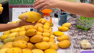 authentic mango sticky rice  Thai street food [upl. by Gotcher]