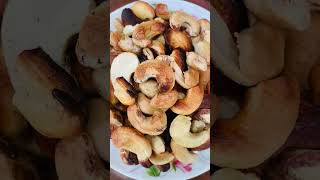 Roasted Cashew Nuts A Delicious and Healthy Snack 🤗❤️😍shorts cashewnut [upl. by Juta726]