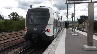 MI09  Départ de la gare de Champigny sur la ligne A du RER [upl. by Atenaz]