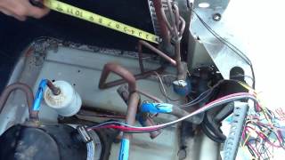 Heat Pump Reversing Valve on Cooling Cycle Explained [upl. by Dempster]