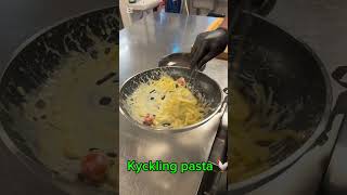 Kyckling pasta 😋 recept food matlagning restaurant matinspiration chef [upl. by Zuckerman]