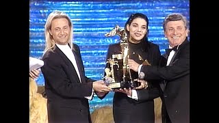 Amedeo Minghi e Mietta  Vattene amore Sanremo 1990 finale amp Premiazione  live [upl. by Esaertal205]