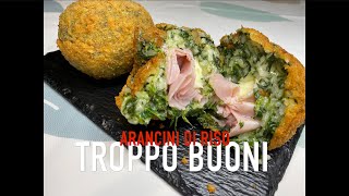 ARANCINI DI RISO E SPINACI  Ripieno con prosciutto e mozzarella   ECCELLENTE [upl. by Oznofla]