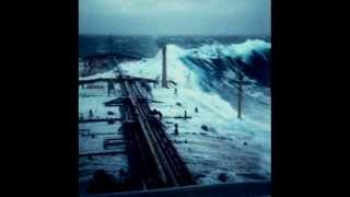 Gordon Lightfoot  Wreck of the Edmund Fitzgerald [upl. by Rfinnej]