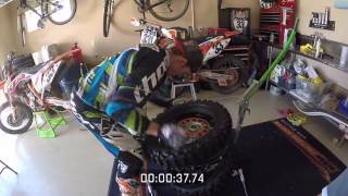 Rabaconda  Taylor Robert changing a dirt bike tire in less than a minute and a half [upl. by Clough]