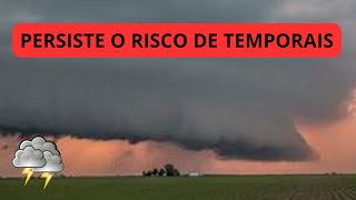 Persiste a condição para chuva forte com risco de temporais no RS [upl. by Nynahs]