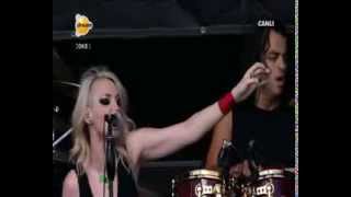 Aylin Aslım  Ölünür De Rockn Coke 2013 [upl. by Cony787]