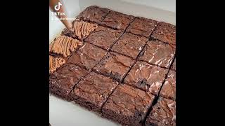 Fudge brownies with topping👌karachi Whats app 0310 2611266 shortsindia shorts food brownie [upl. by Schear]