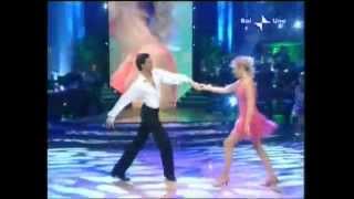 Ballando con le stelle Salsa Licia Colo  Raimondo Todaro [upl. by Enelrahs]