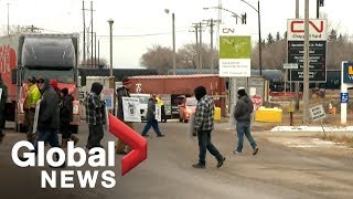 Farmers in Quebec rally calling for end to CN Rail strike [upl. by Anibor216]