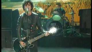 Green Day  Wake Me Up When September Ends Live  Wetten Dass German TV 2005 [upl. by Orsino689]