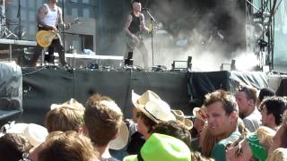 Broilers  Ist da jemand live Southside Festival am 22062014 [upl. by Oramug]