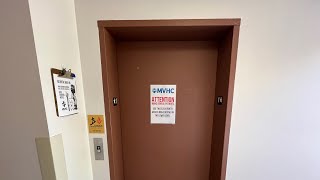 1993 Dover Hydraulic Elevator at the Coshocton Regional Medical Center Dentistry Building [upl. by Pirzada]