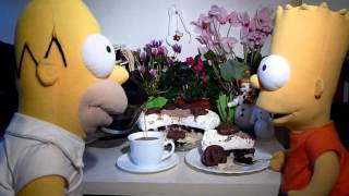 Homers Lebkuchen Heidelbeer Sahnetorte mit gehobelten Mandeln [upl. by Ahsiekam]