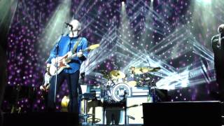 Mark Knopfler  Piper to the End  Live Helsinki 09062013 [upl. by Assila]