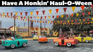 Luigis Honkin HaulOWeen  Rollickin Roadsters Halloween  Disney California Adventure 2024 [upl. by Enelad]