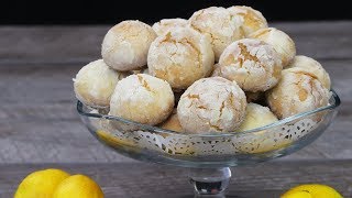 Biscotti al limone fatti in casa gustosi e fragranti  SaporitoTV [upl. by Enutrof]