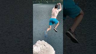 Sprung von 13 Meter Klippe klippenspringen cliffjumping [upl. by Hjerpe713]