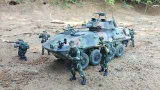 USMC LAV25 Light Armored Vehicle United States Army amp Toy soldiers [upl. by Neale908]