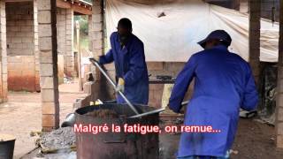 Fabriquer des pavés écolos à base de déchets plastiques [upl. by Onairam176]