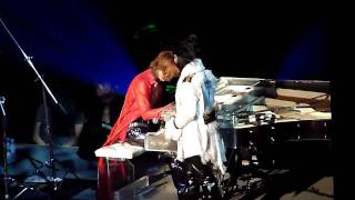 fancam 100925 Yoshiki being funny and talking before Encore part 3  The Wiltern Theater [upl. by Heshum843]