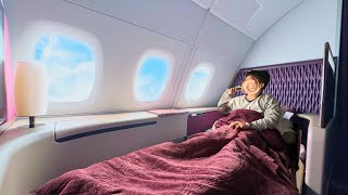 8000 First Class on Qatar Airways  London 🇬🇧  Doha 🇶🇦 [upl. by Mot]