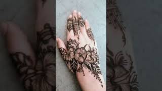 new teredig flower mehndi  short viral video commenttered share kijiye 💖🌼💖 [upl. by Libbna]