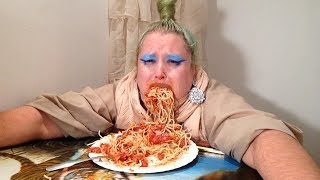 Having a nervous breakdown while eating spagetti in a bathtub [upl. by Garold]