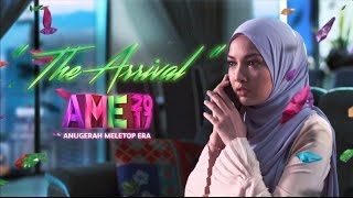 The Arrival Neelofa Nabil Ahmad amp Johan  Hos Anugerah MeleTOP ERA 2017 AME2017 [upl. by Rayburn]