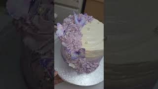 Ombre cake pineapple flavour pineapplecake cake bakerystylecake [upl. by Ysirhc]