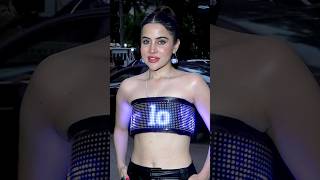 Urfi Javed Sparks In LED Display Top On Mumbai Streets Video Goes Viral On Social Media [upl. by Tiffany35]