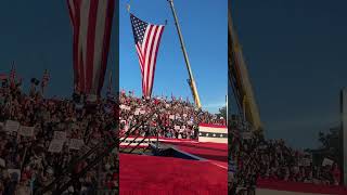 🇺🇸 «As I was saying» Donald Trump looks at his favorite chart at MAGA Rally in Butler Pennsylvania [upl. by Gati]