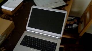 JAK WYMIENIĆ MATRYCĘ W LAPTOPIE SONY VAIO 154  ForumWiedzy [upl. by Neleb402]