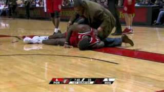 Greg Oden injury vs Houston Rockets [upl. by Aroved]