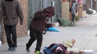 SHOT IN THE HOOD PRANK 2019 GONE WRONG  THEIVES [upl. by Zetrauq]