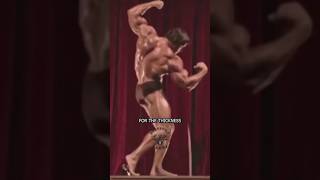 Secret to Arnolds Cobra Back shorts bodybuilding [upl. by Lennahc]