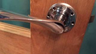 Replacing interior door handles easy [upl. by Denman74]