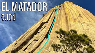 Climbing Devils Tower via El Matador 510d [upl. by Ashraf230]