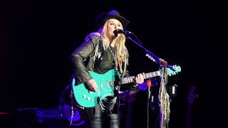 Melissa Etheridge performing quotLet Me Goquot Live  The Adelaide Entertainment Centre Adelaide [upl. by Aveline]