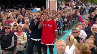 Samir amp Viktor sjunger Teddybjörnen Fredriksson med publiken  Lotta på Liseberg TV4 [upl. by Gnagflow]