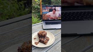 Wir sprechen einfach nicht über die Konsistenz der Karamell Soße 😂 salted brownie [upl. by Bonn420]