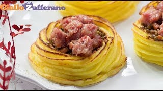 Nidi di patate con lenticchie e cotechino  Ricetta in 1 minuto [upl. by Cato790]