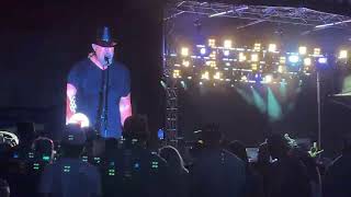 Trace Adkins  Honkytonk Badonkadonk Live Country Thunder 62824 [upl. by Norod]