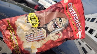 Creepshow Skull Crunch Popcorn  Bone Dust Cheddar by Get Your Geek On  FYE  Food  Drink Review [upl. by Hare]