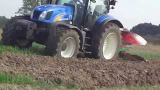 Orka 2014 New Holland  NOWY NABYTEK Kverneland [upl. by Eal]