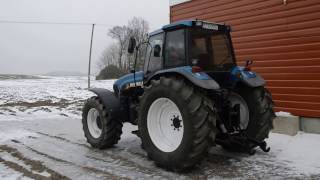 traktor New Holland 8360 DT [upl. by Malinin]