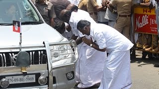 OPS respecting Jayalalithas car [upl. by Rekyr31]