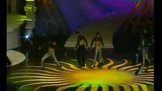 Hrithik Roshan IIFA 2001 Performance [upl. by Chelsy]